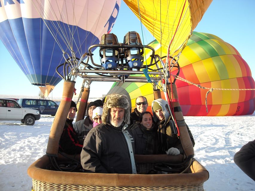 From Madrid: Hot Air Balloon Ride in Segovia with Pickup - Landing, champagne, and the picnic breakfast