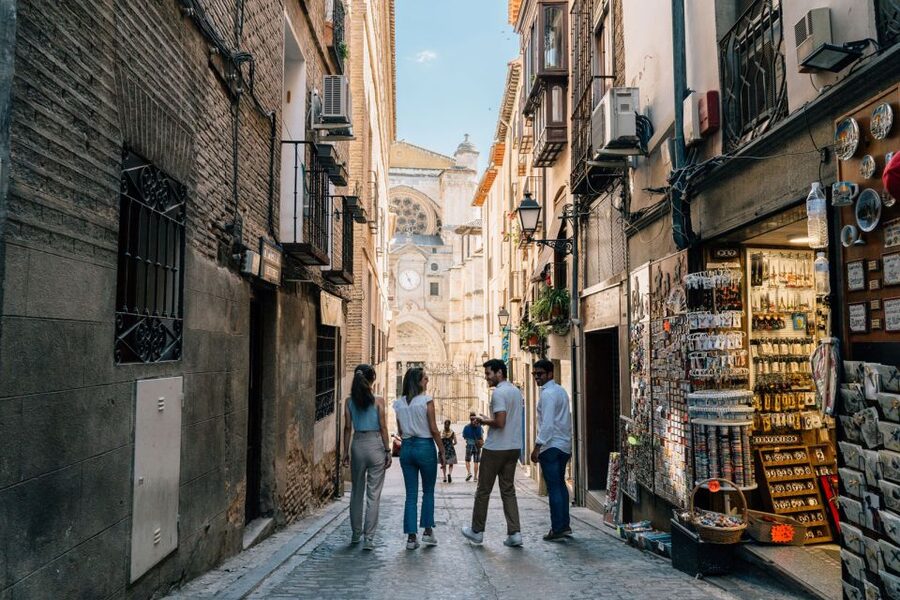 From Madrid: Segovia, Ávila, and Toledo Guided Tour - Three famous cities, one very full day