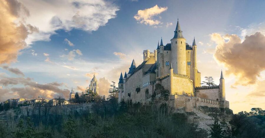 From Madrid: Segovia & Avila Day Trip with Optional Tickets - Why pair Segovia and Ávila in one day?