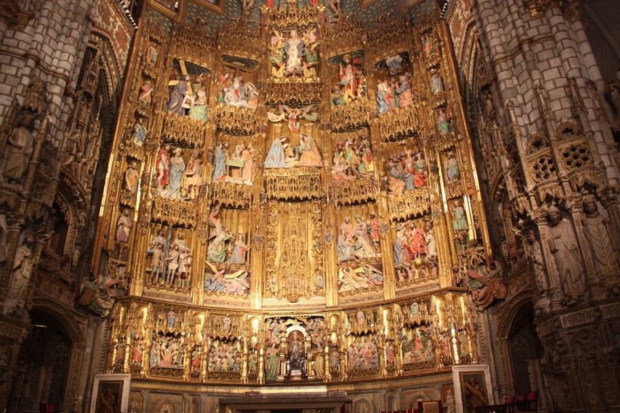 From Madrid: Toledo & Jewish Quarter Half-Day Tour - Toledo Cathedral and its Mannerist interior