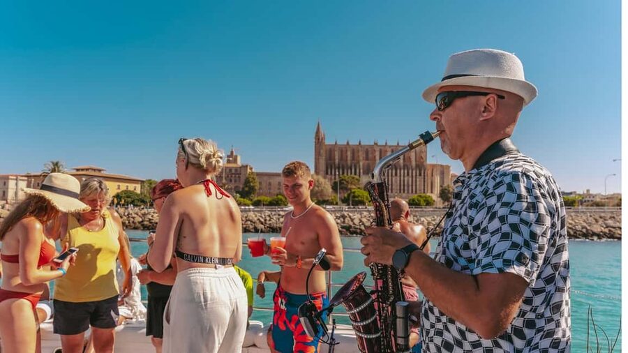 From Magaluf: Palma Bay Sightseeing Cruise with Live Music - The swim stop at a secluded cove