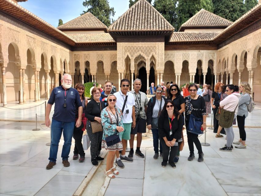 From Malaga: Alhambra Guided Tour with Entry Tickets - Generalife, where water does much of the talking