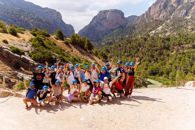 From Málaga: Caminito del Rey Day Trip & Guided Tour - What to wear and bring