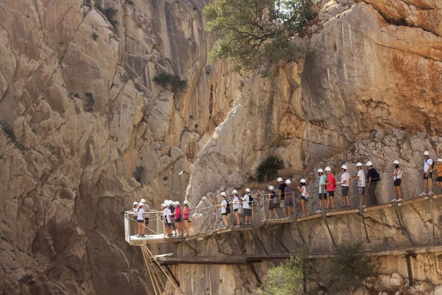 From Málaga: Caminito del Rey Full-Day Tour - The Conde de Guadalhorce Dam