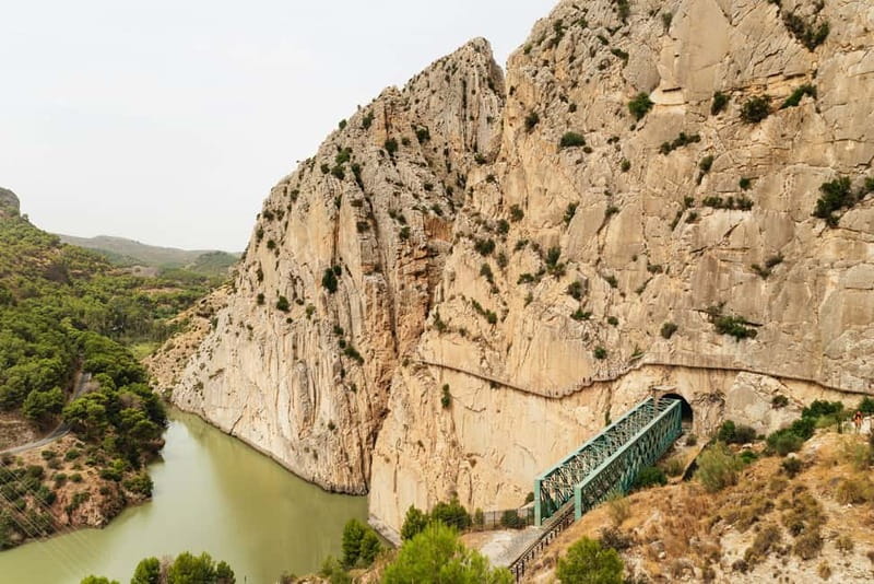 From Málaga & Costa del Sol: Caminito del Rey Guided Tour - What the height is really like