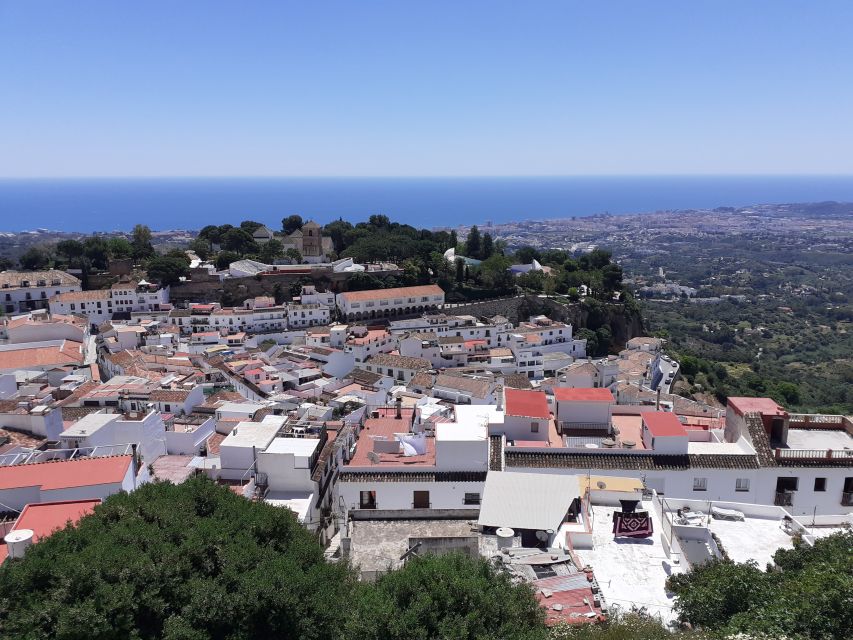 From Malaga or Costa del Sol: Mijas, Marbella & Puerto Banus - Who will enjoy this excursion most?