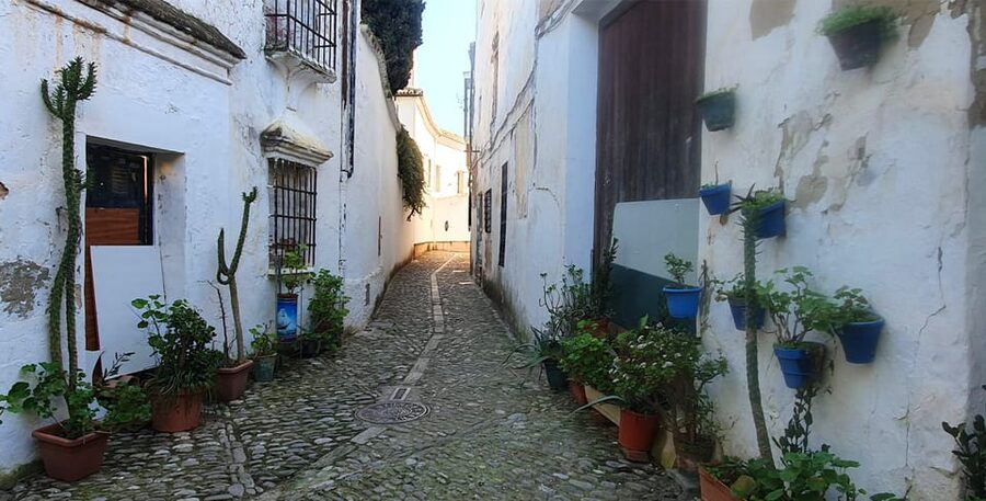From Malaga: Ronda and Setenil Tour with Scenic Train - What to pack for the highland day