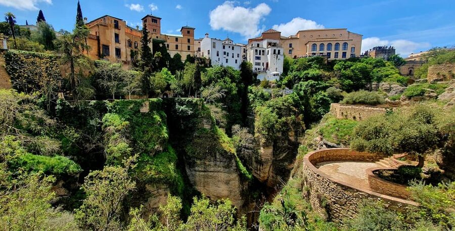 From Malaga: Ronda and Setenil Tour with Scenic Train - Why Ronda and Setenil make a smart pairing
