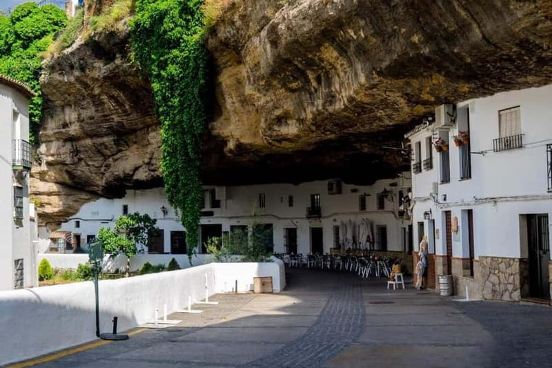 From Malaga: Ronda & Setenil de las Bodegas Guided Day Trip - Who should book this day trip