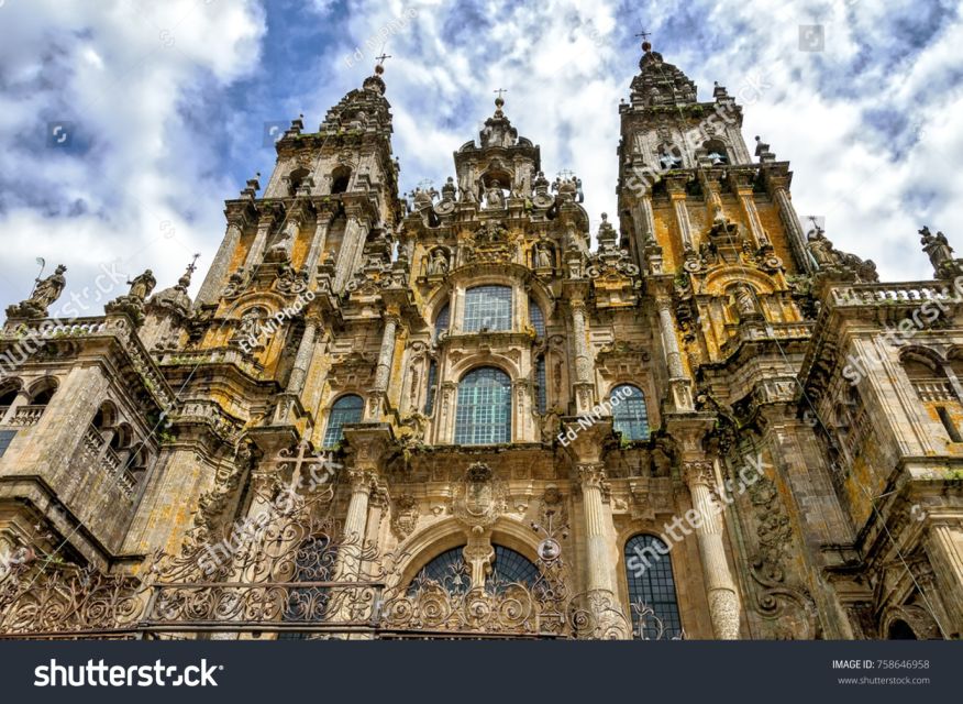 From Porto: Santiago de Compostela Full Day Tour - One hour to find your own Santiago