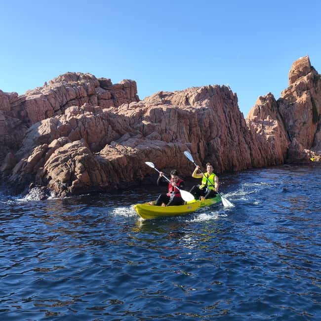 From Sant Feliu de Guíxols: Kayak and Snorkel in Costa Brava - Guides who make beginners feel at ease