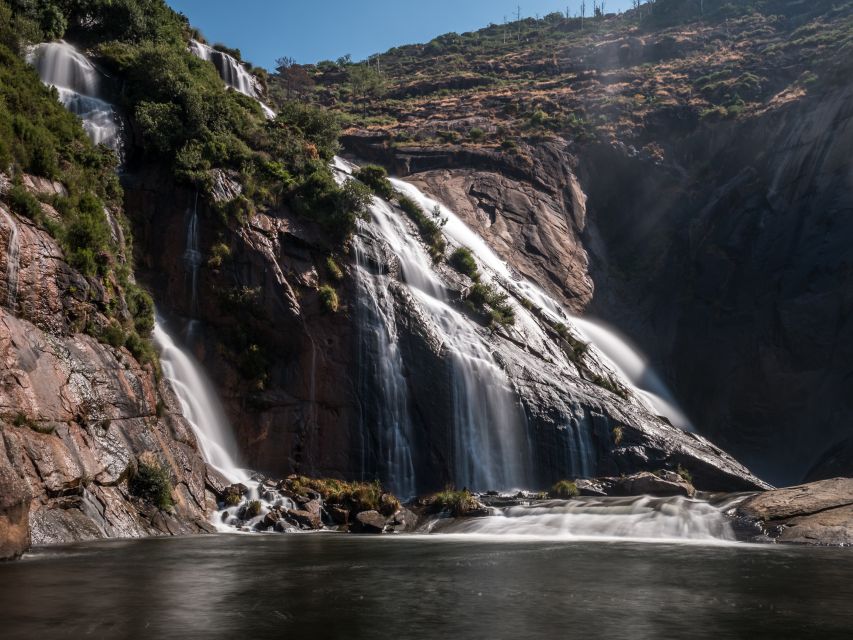 From Santiago: Finisterre, Muxia & Costa da Morte Excursion - Fisterra is your proper lunch break