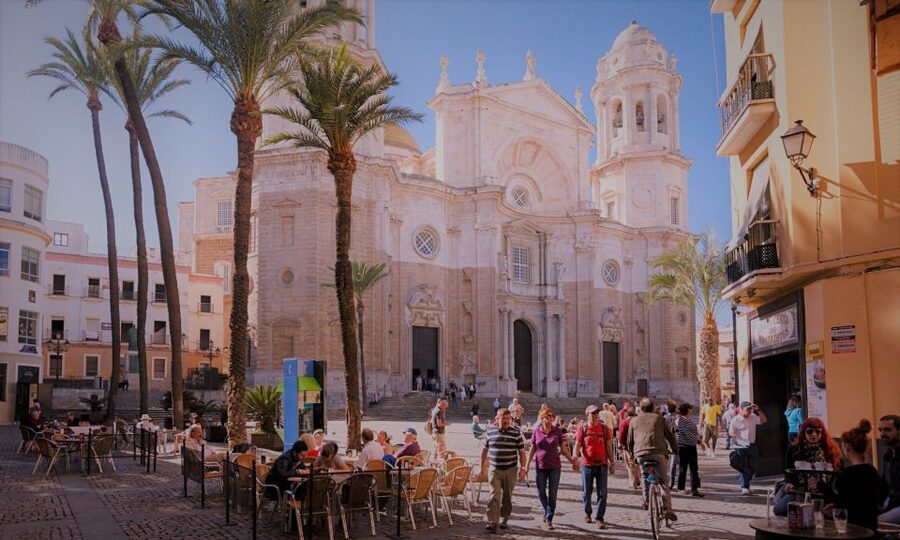 From Seville: Cadiz and Jerez de la Frontera Day Trip - La Caleta Beach and the Atlantic edge