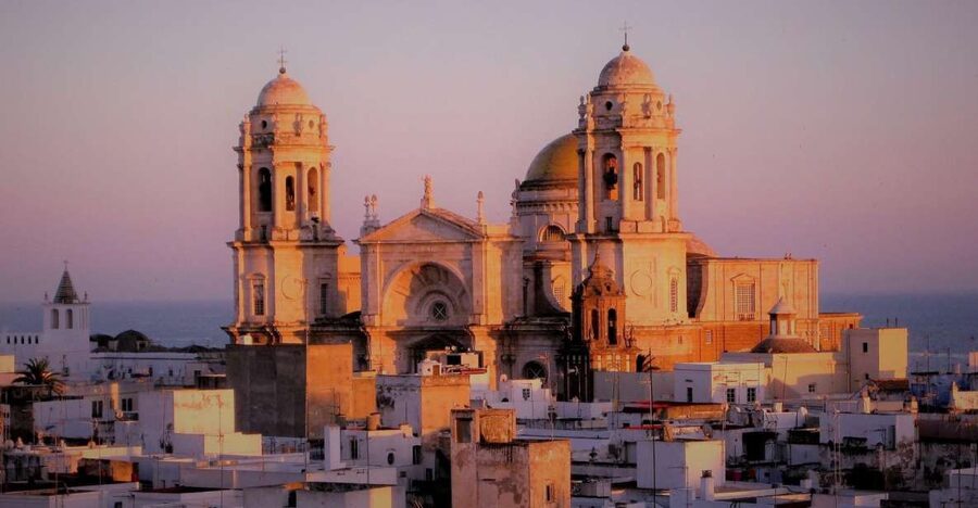 From Seville: Cadiz and Jerez de la Frontera Day Trip - The ride south through Andalusia