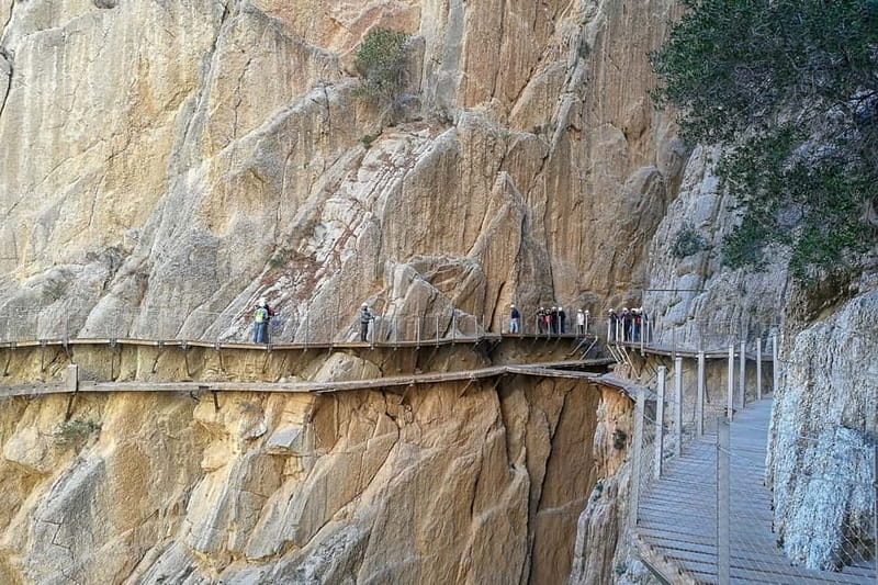 From Seville: Caminito del Rey Hike Day Trip - Sunday: adding Osuna to the gorge