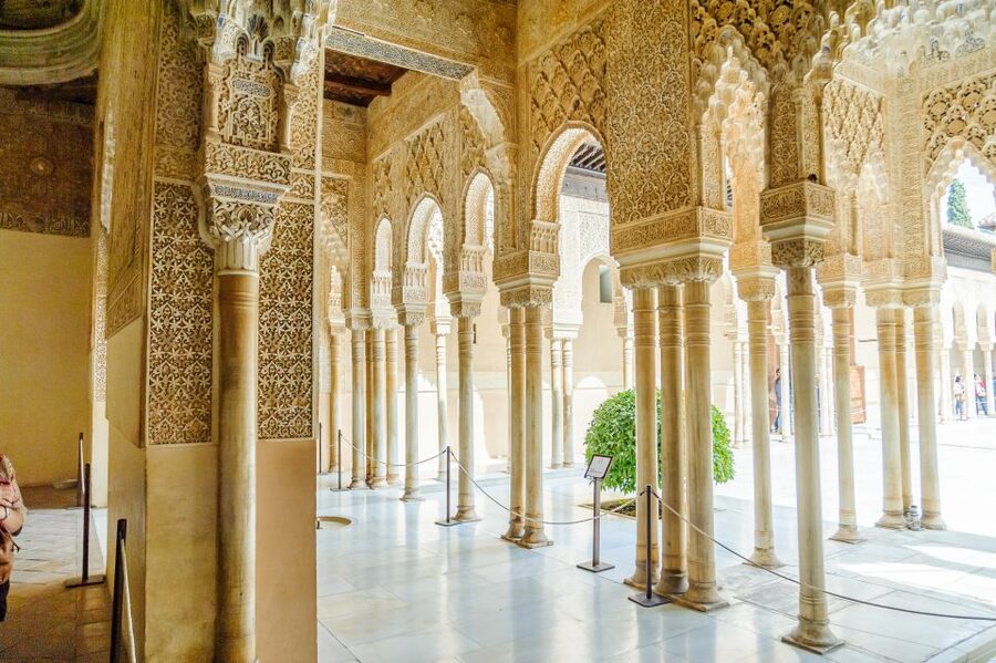 From Seville: Granada Day Trip Alhambra and Albaycin - The service-area breaks make the schedule workable