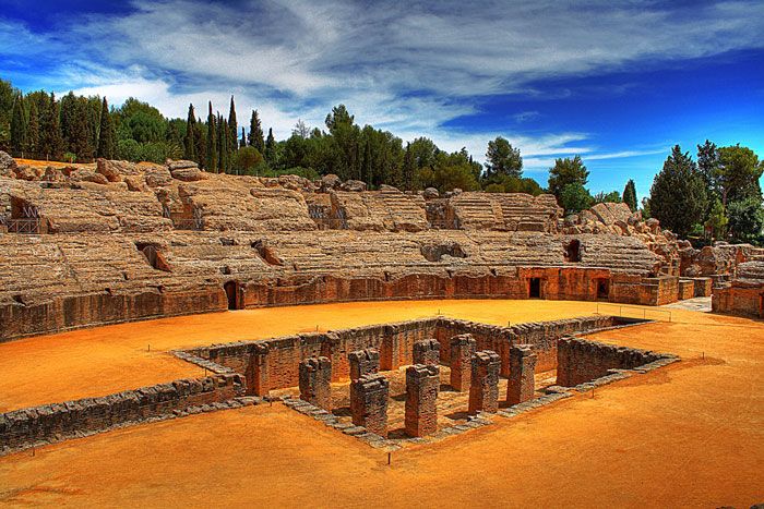 From Seville: Italica Roman City Tour - Mosaics, baths, statues, and the Traianeum