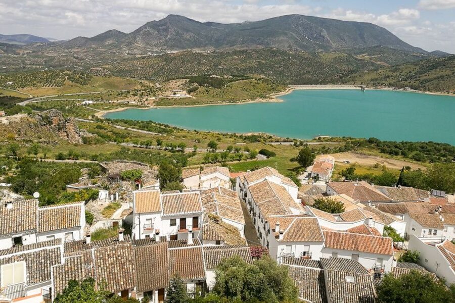 From Seville: White Villages and Ronda Tour - Should you book the white villages and Ronda tour?