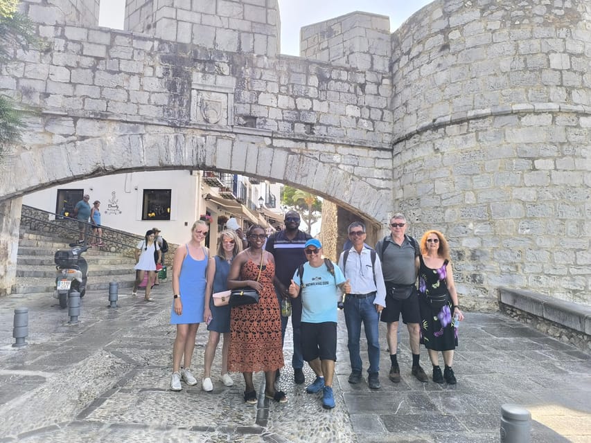 From Valencia: Peniscola Day tour, Game of Thrones - Guides and the feel of the group