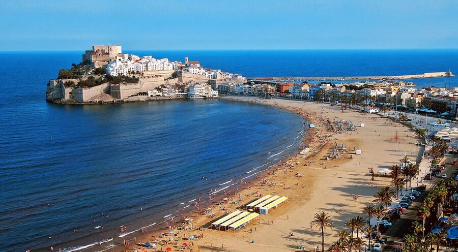 From Valencia: Peniscola Day tour, Game of Thrones - Best seasons and practical preparation