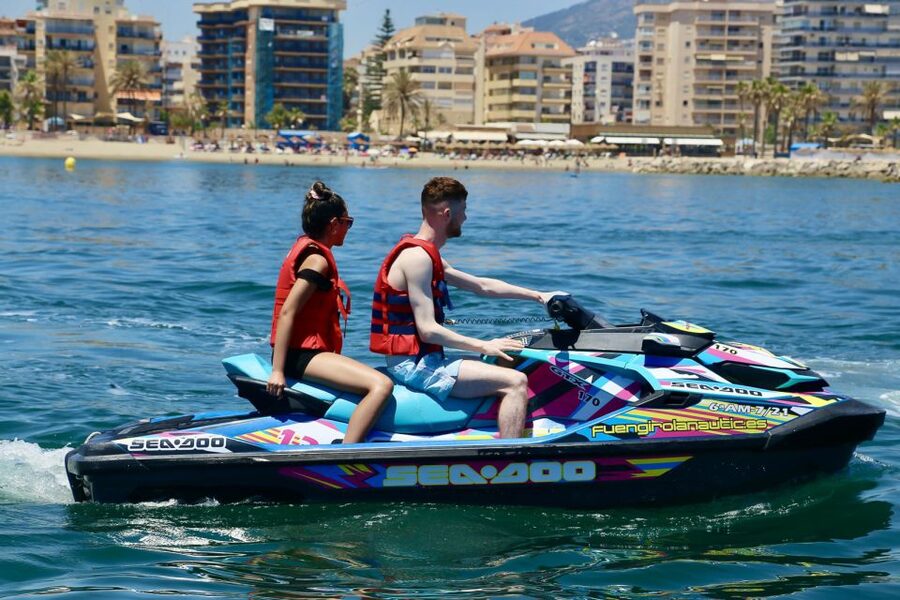 Fuengirola: Jet Ski Rental - From the harbor to Fuengirola’s open water