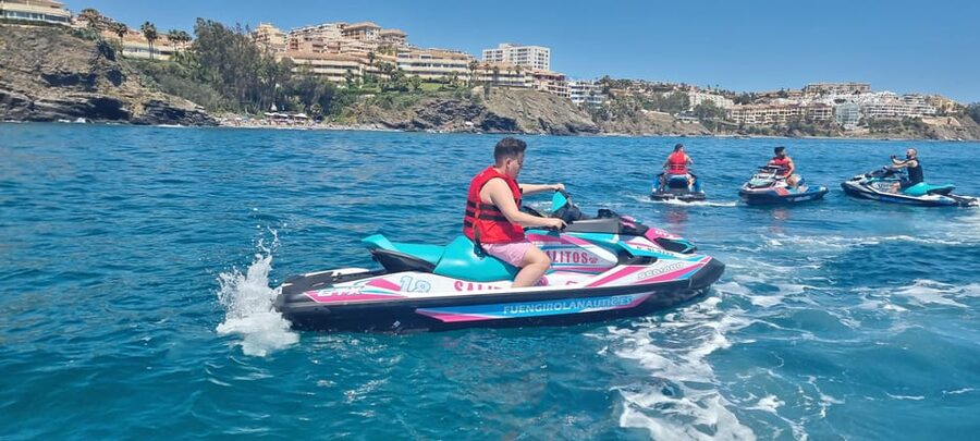 Fuengirola: Jet Ski Rental - Sport mode, photos, and the practical details