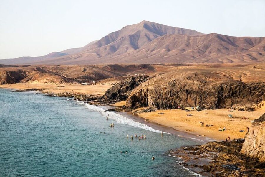 Fuerteventura: Round-Trip or 1-Way Ferry Ticket to Lanzarote - Why this ferry is useful for a Lanzarote day trip