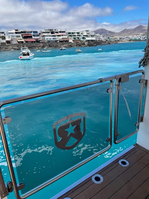 Fuerteventura: Round-Trip or 1-Way Ferry Ticket to Lanzarote - Who will get the most from this ticket