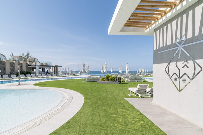 Full Day Ticket at Perchel Beach Club with Lunch - A good fit for families, couples, and slow afternoons