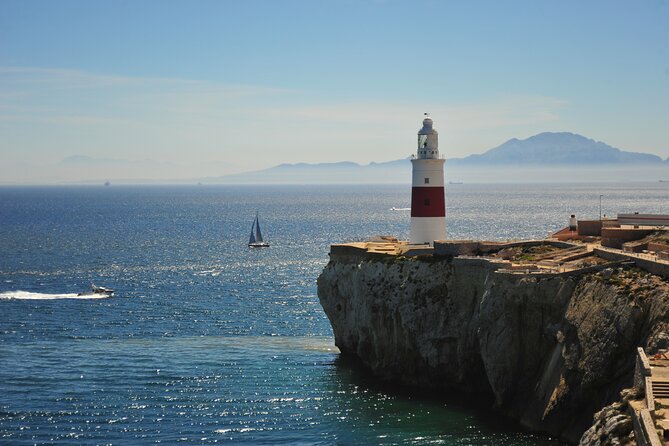 Gibraltar Inside Out Intermediate Tour 3.30hrs - The Upper Rock Nature Reserve and the Pillars of Hercules