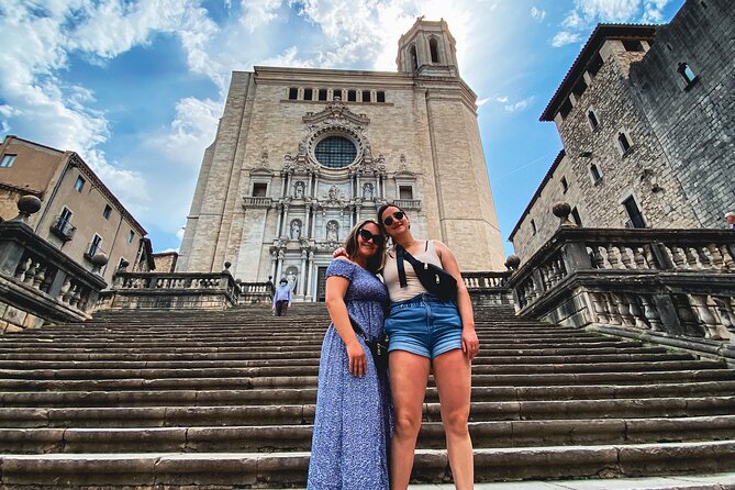 Girona and Costa Brava Small Group Tour from Barcelona - What the guide adds to the day