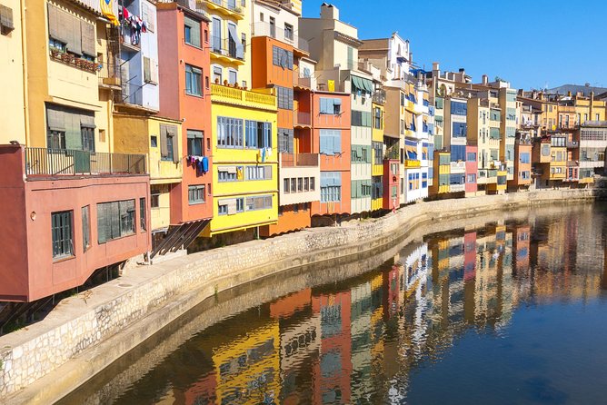 Girona and Dali Museum Full Day tour from Barcelona - One hour for lunch and your own discoveries