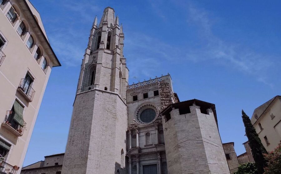 Girona: Cathedral of Girona + Art Museum + St. Felix Church - Three Girona landmarks, one simple walking plan