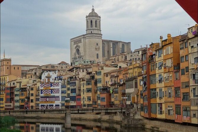 Girona, Costa Brava and Medieval Village from Barcelona - Girona: cathedral, Jewish Quarter, and Onyar views