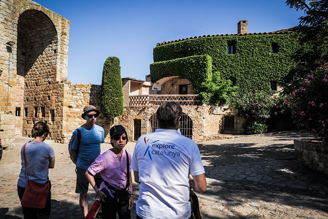 Girona & Costa Brava Small Group Tour From Barcelona with Paella! - The guides shape the quality of the day