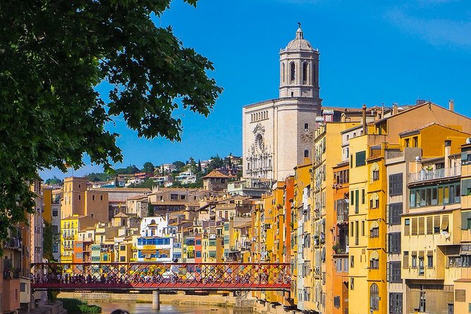 Girona History, Legends, and Food Walking Tour with food tasting - Sant Feliu and Girona’s darker stories