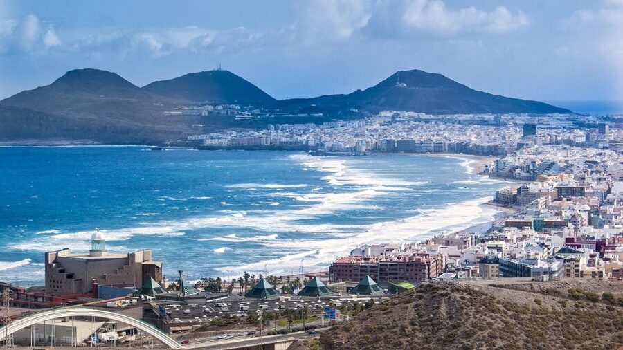 Gran Canaria: Full-Day Island Sightseeing Coach Tour - Puerto de Mogán, a pretty start with limited time