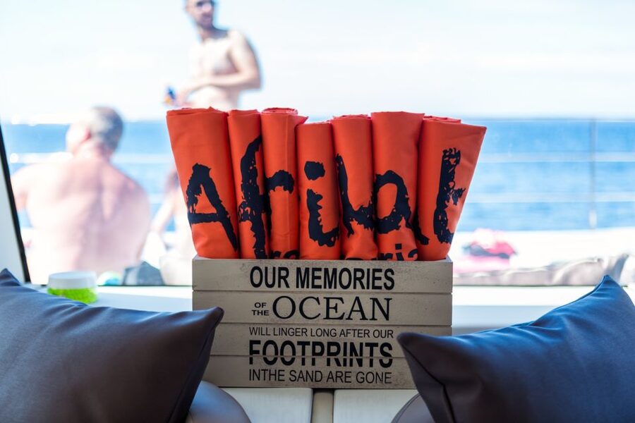 Gran Canaria: Fun Catamaran Cruise with Food and Drinks - Small practical details that improve the day
