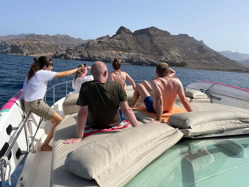 Gran Canaria: Shared yacht excursion with beverages, lunch and snorkeling - Who will enjoy this yacht trip most