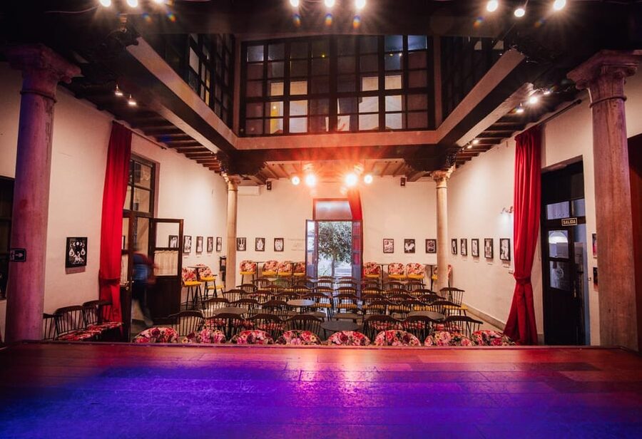 Granada: 1-Hour Traditional Flamenco Show at Palacio - How the setting fits into a Granada evening