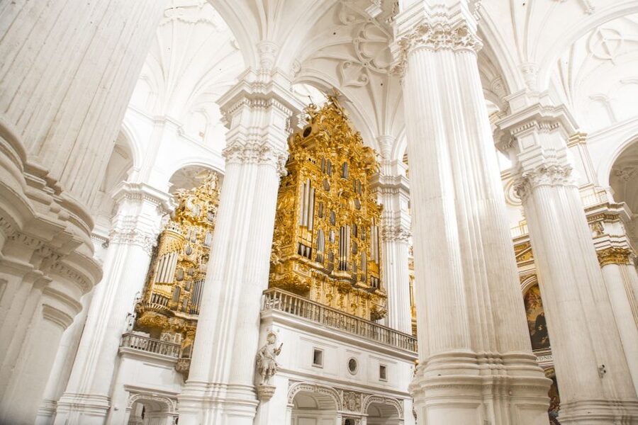 Granada: 3-Hour Cathedral and Royal Chapel Tour - Entering the Encarnación Cathedral