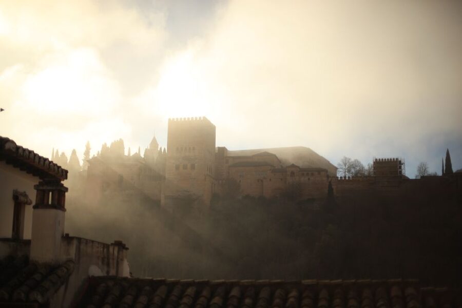 Granada: Albaicin and Sacromonte E-Bike Tour - Mirador San Nicolás and the Alhambra view