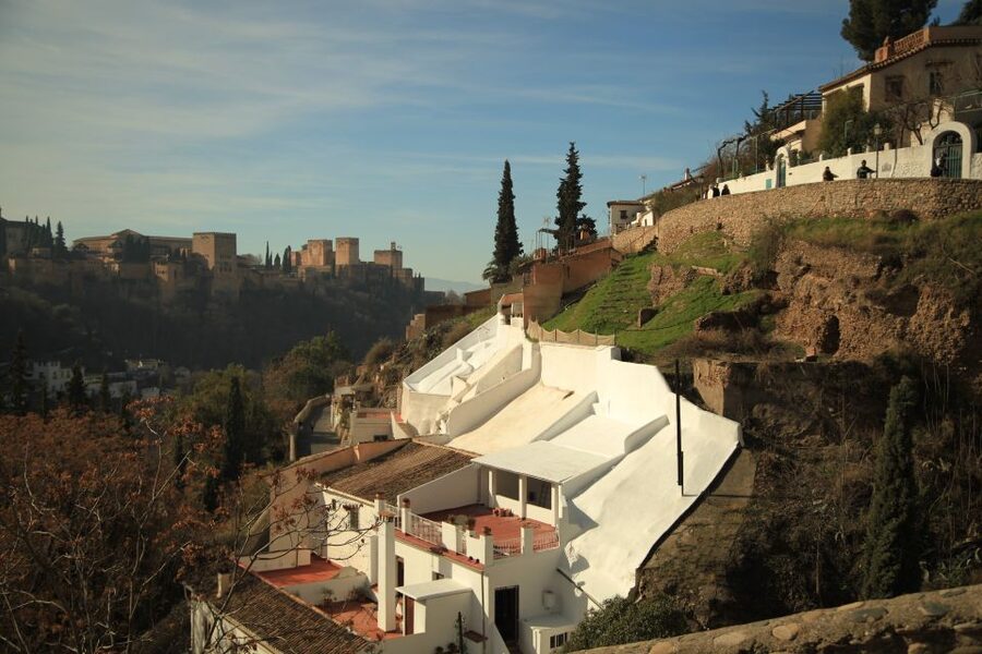 Granada: Albaicin and Sacromonte E-Bike Tour - How challenging is the cycling?