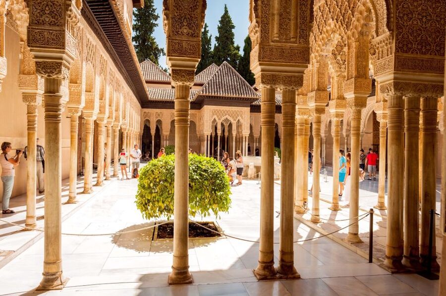 Granada: Alhambra Complex Guided Tour Options - Key points to know before booking
