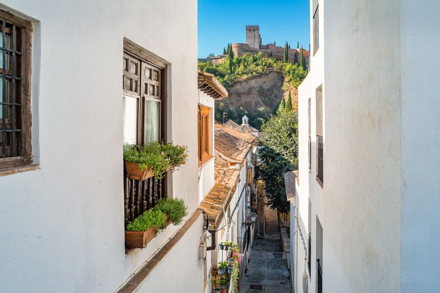 Granada: Alhambra Full Complex & Andalusi Monuments Tickets - Generalife Gardens, fountains, and open air