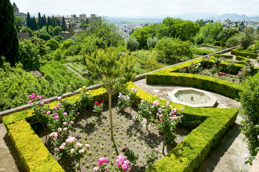 Granada: Alhambra Gardens and Generalife Ticket - Entering at the Alhambra Access Pavilion