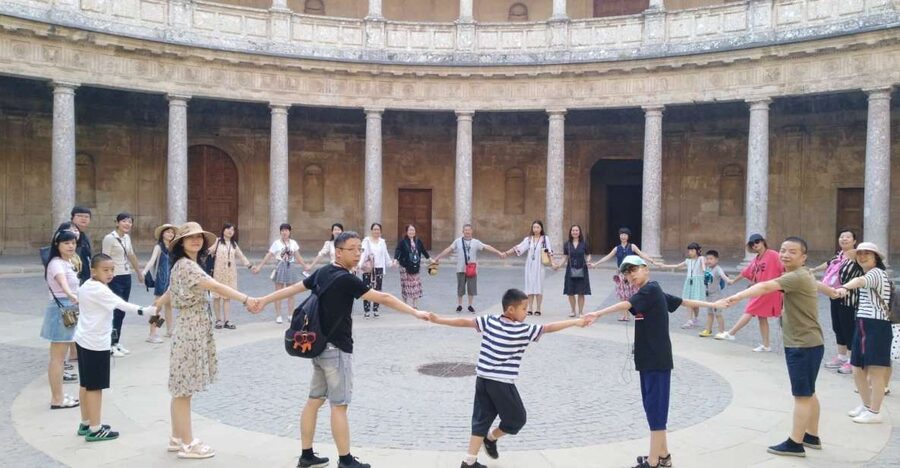 Granada: Alhambra, Nasrid Palaces, & Generalife Guided Tour - The Generalife: gardens before palace rooms