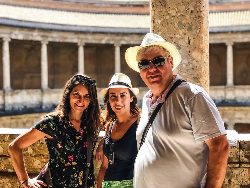 Granada: Alhambra & Nasrid Palaces Tour with Tickets - The Nasrid Palaces: the heart of the visit