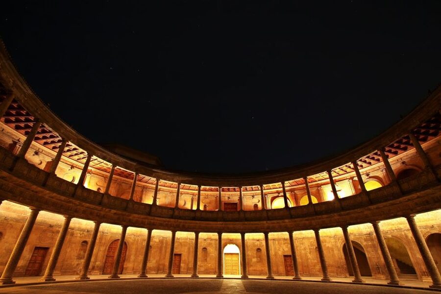 Granada: Alhambra Night Visit Entry Ticket - Why the Alhambra is worth seeing at night
