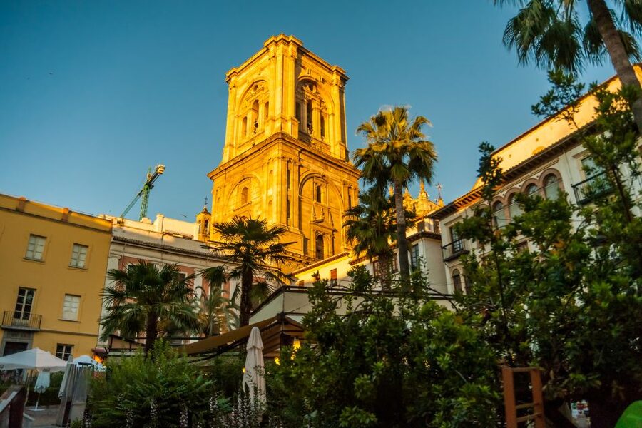 Granada City Train 1 or 2-Day Hop-On Hop-Off Ticket - Calle Molinos and Campo del Príncipe